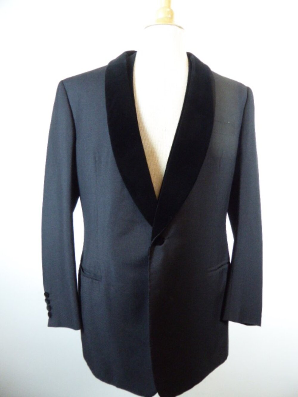 SULLIVAN WOOLLEY black 3 pc jacket pants VELVET TUXEDO 40 vintage 70s wedding
